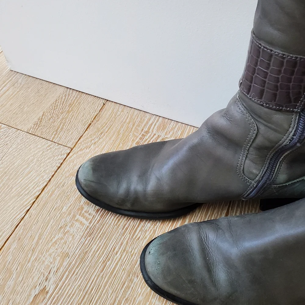 🌲 Russell and Bromley leather boots - Picture 4 of 6